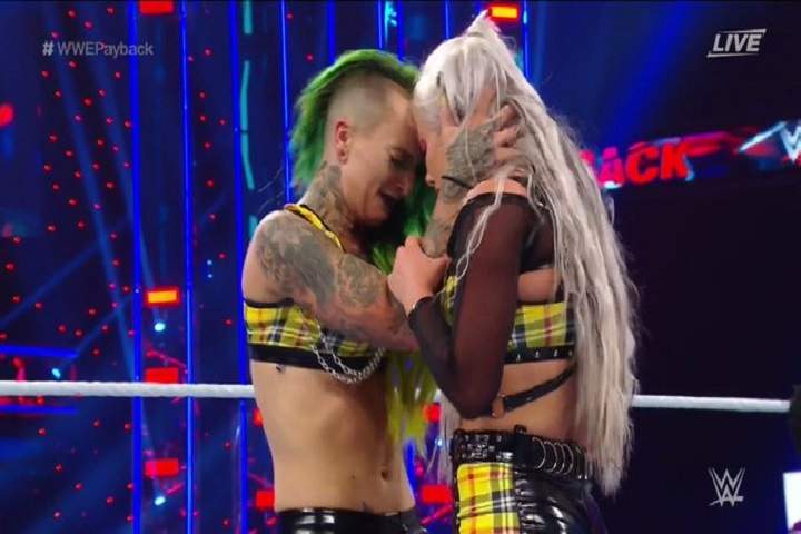 WWE Payback 2020 Result: The Riott Squad Vs. The IIconics Ma...