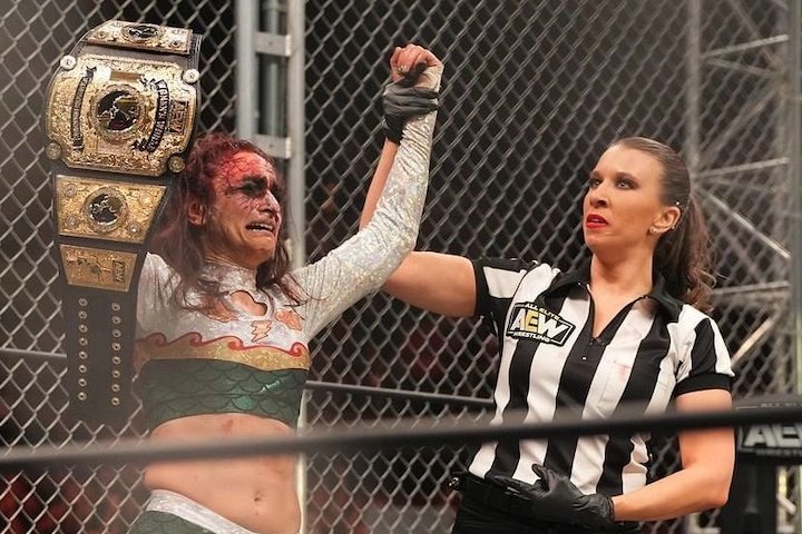 Thunder Rosa Issues Statment On Vacating The AEW Women's Cha...