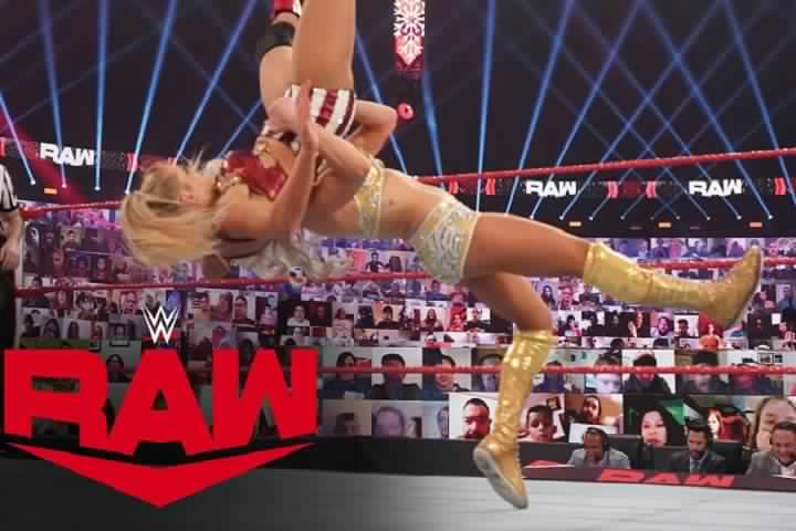 WWE Raw: Charlotte Flair & Asuka Vs. Lacey Evans & Peyton Ro...