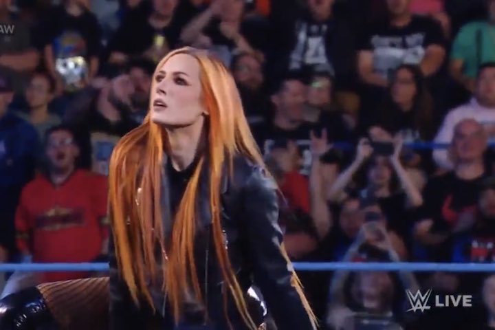 Becky Lynch Defeats Sonya Deville To Qualify For Money In Th...
