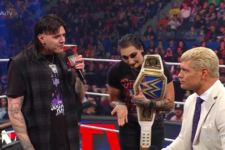 WWE Raw Results: Dominik Mysterio Slaps Cody Rhodes, Sparks ...