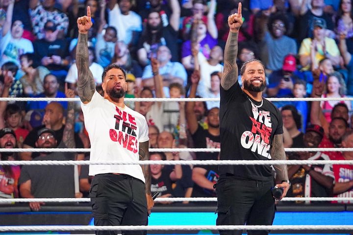 Roman Reigns And The Usos Engage In Major Brawl After Show G...