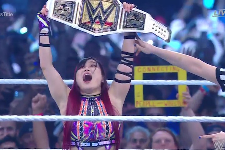 WWE SummerSlam: IYO Sky Cashes In MITB Contract, Becomes New...