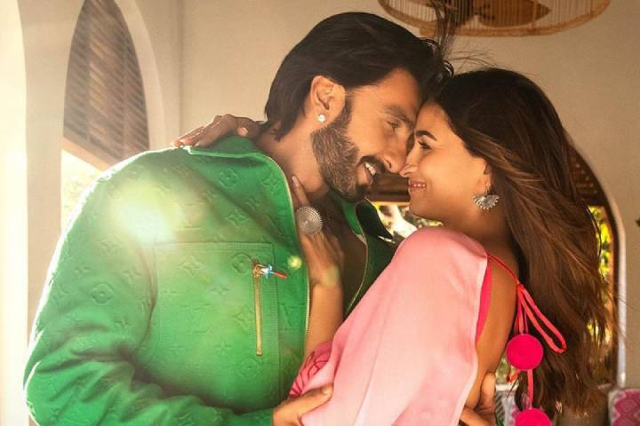 Box Office: Rocky Aur Rani Ki Prem Kahani Second Sunday Earl...