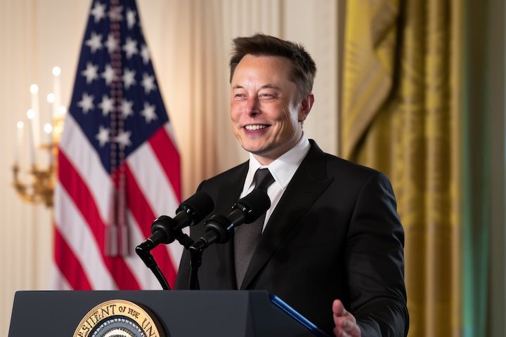 Elon Musk To Adopt WWE Fighting Style For Mark Zuckerberg Ca...