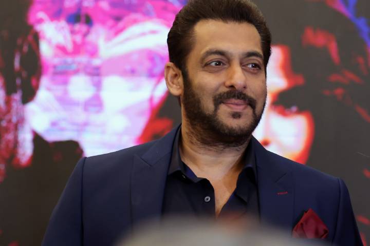 Salman Khan To Play Army Officer In Director Vishnu Vardhan'...