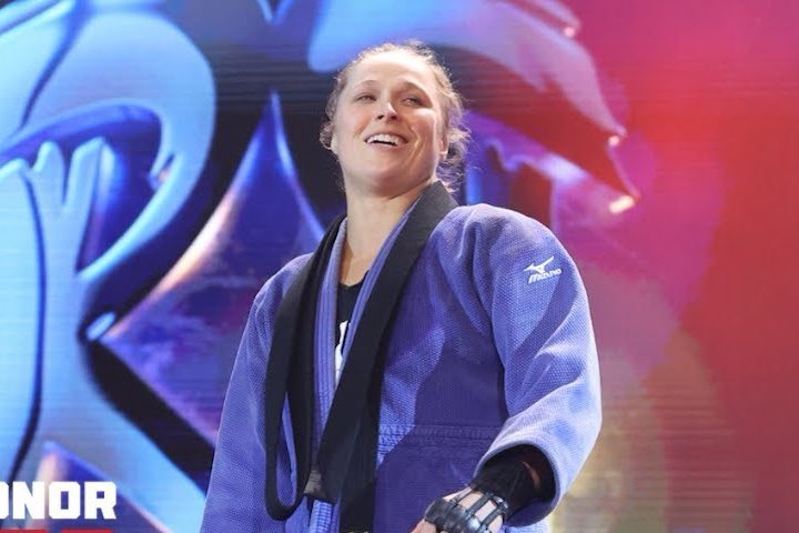 Booker T: 'If Rond Rousey Is Smart She'll Sign A Contract Wi...