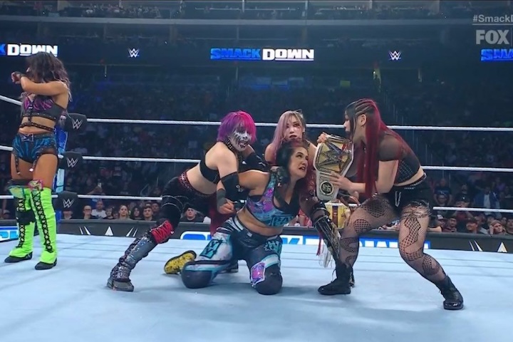 Dakota Kai Turns Heel Against Bayley, Aligns with Damage CTRL On 3/1/24 WWE SmackDown