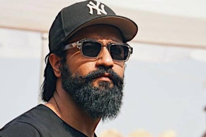 Vicky Kaushal's Look As Chhatrapati Sambhaji Maharaj In Laxman Utekar's 'Chaava' Revealed