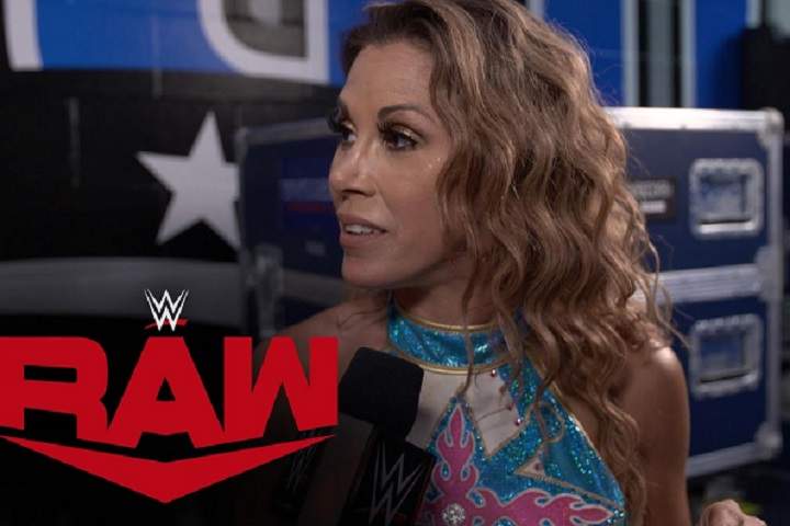Mickie James Gives Talks About Her Match Championship Match ...