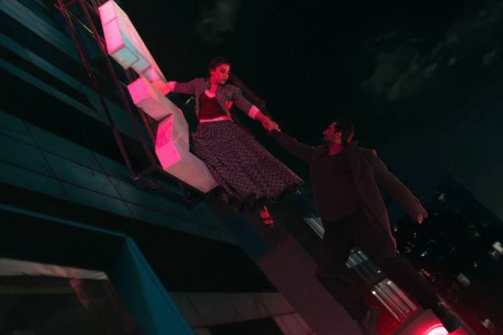 The World of Thama Teaser: Maddock Films Surprises Again Wit...