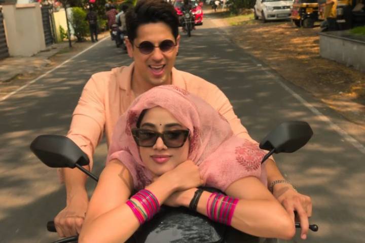 Param Sundari Box Office Preview/Day 1 Prediction: Can Sidha...