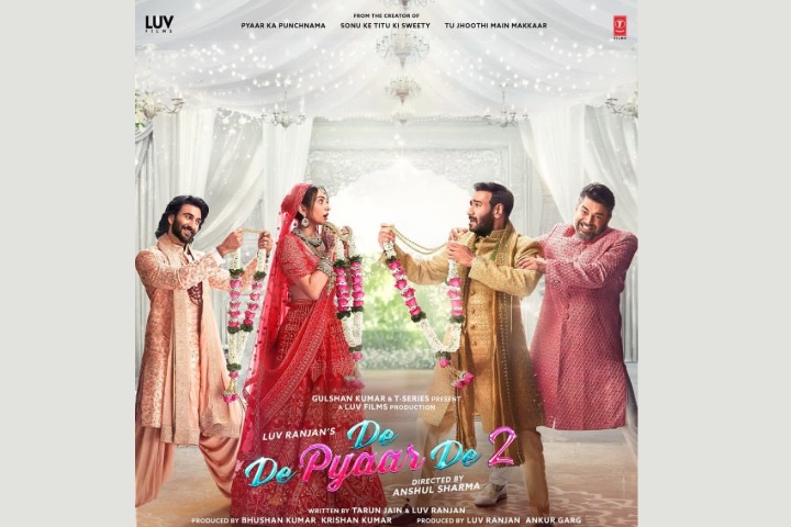 De De Pyaar De 2 Shows Good Hold at Box Office, Grosses Over...