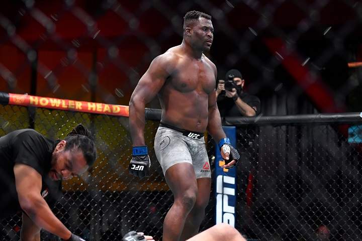 List Of UFC 260 Bonus Winners