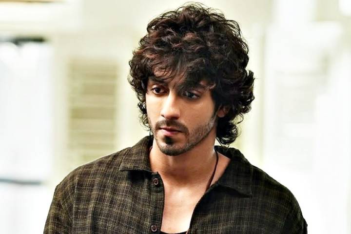 Rakeysh Omprakash Mehra's Karna Shifts To Ahaan Panday From ...