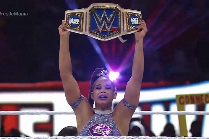 WWE WrestleMania 37: Sasha Banks Vs. Bianca Belair - SmackDo...