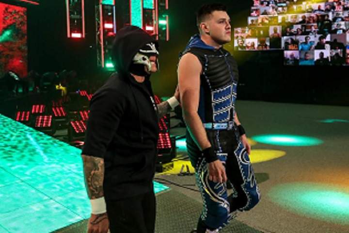 WWE Rumors: Rey Mysterio Teases A Possible Match At WWE Payb...
