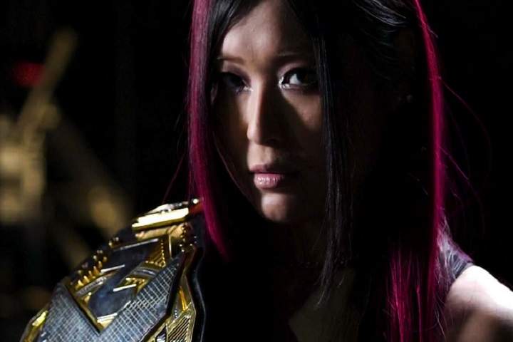 Top 10 WWE Moves Of Io Shirai