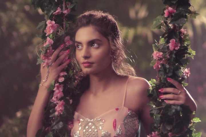 Kumar Sanu's daughter Shannon K unveils her new love song 'I...