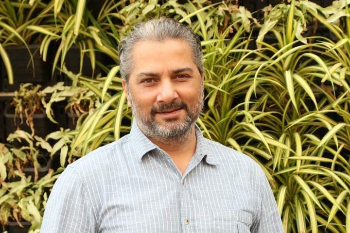 I don't even know if I have a fan club: Varun Badola