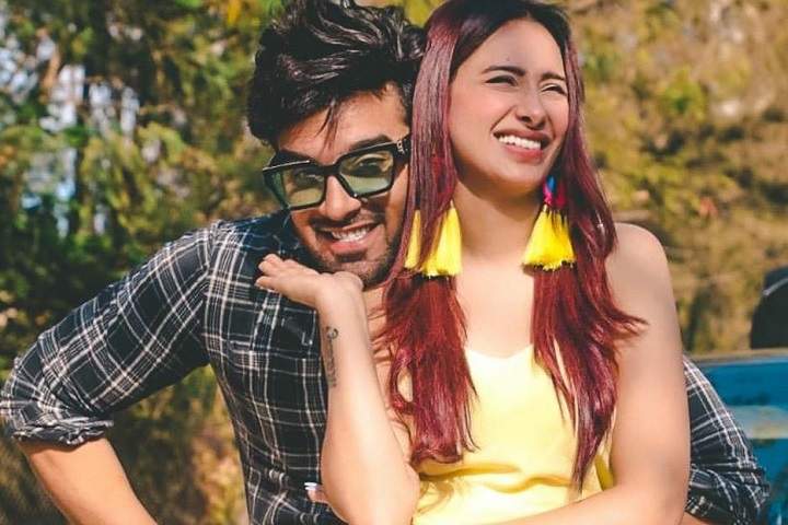 Paras and I are just friends: Mahira Sharma