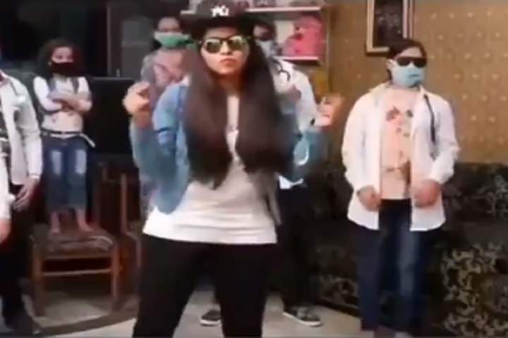 COVID-19: Dhinchak Pooja releases awareness song