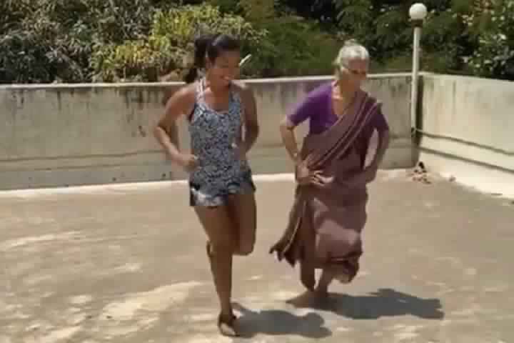 Milind Soman's 80-yr-old mom works out with his wife Ankita