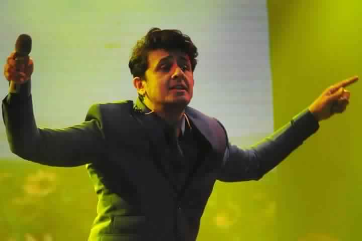 Stay indoors to fight battle against COVID-19: Sonu Nigam