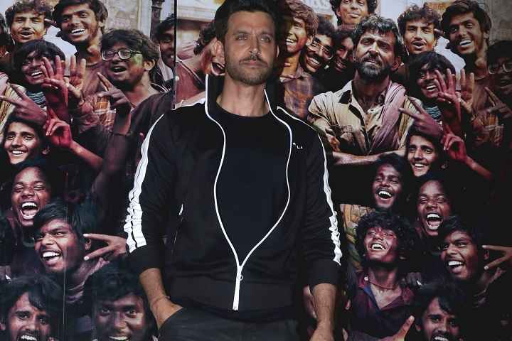 Hrithik Roshan's 'Super 30' awaits censor clearance for Chin...
