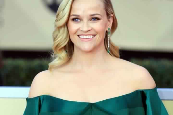 Reese Witerspoon doesn't find celebrities 'special'