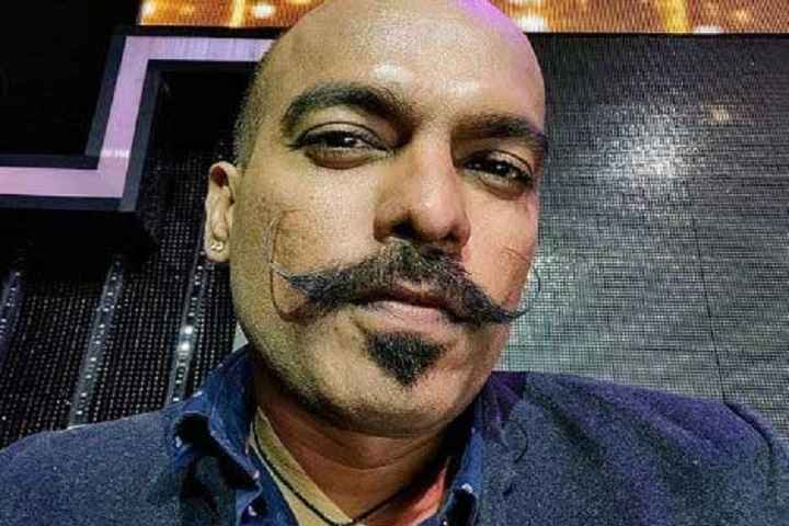 Lyricist Prashant Ingole pens poem supporting lockdown