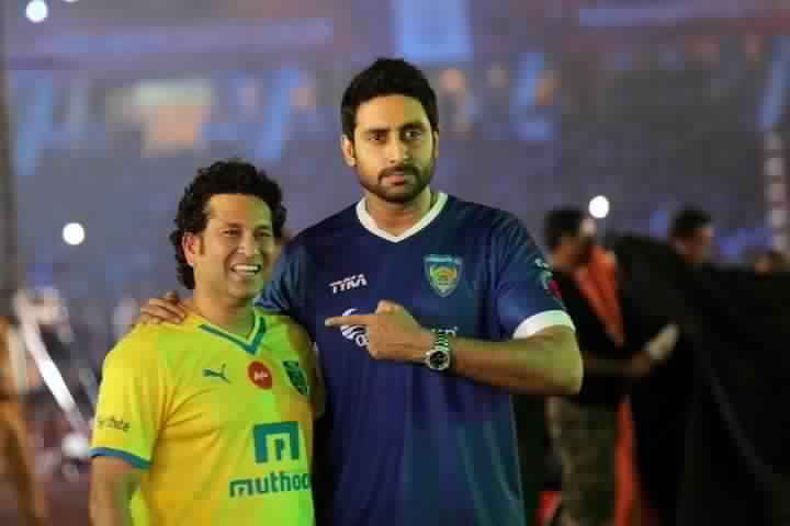 Sachin Tendulkar's 47th b'day: B-Town wishes the Master Blas...