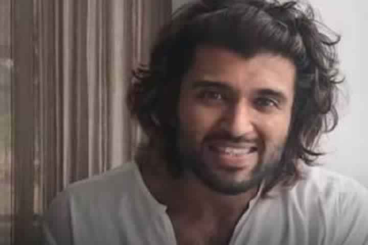 Vijay Deverakonda raises Rs 40 lakh through fan donations
