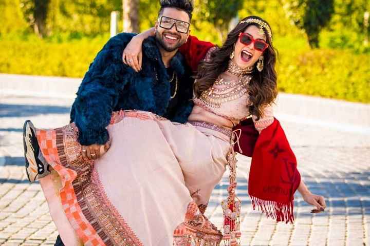 Aastha Gill hopes to spread cheer with 'Video bana de'