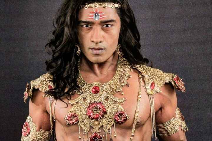 Vinit Kakar grooms acting skills by watching TV mythological...