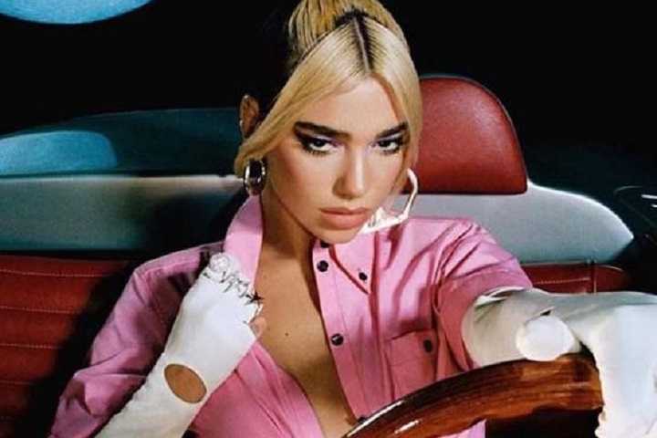 Dua Lipa: Artists in pop, especially women have to work hard...