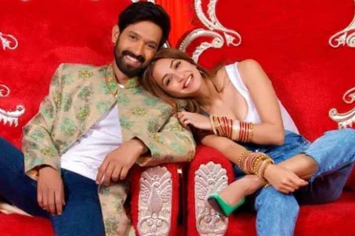 Zee Studios Announces A Social Comedy Film '14 Phere' Starri...