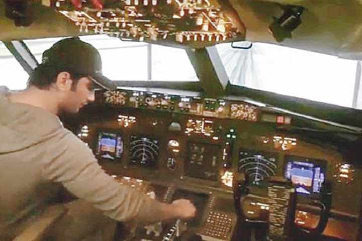 Ankita Lokhande Shares Video Of Sushant In A Flight Cockpit;...