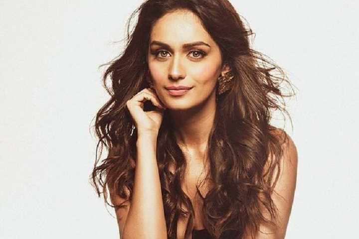 Teacher's Day 2020: Former Miss World Manushi Chhillar Remem...