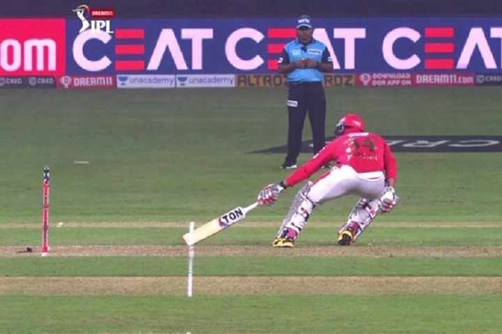 Virendra Sehwag Criticizes Umpiring After KXIP Lost To Delhi...