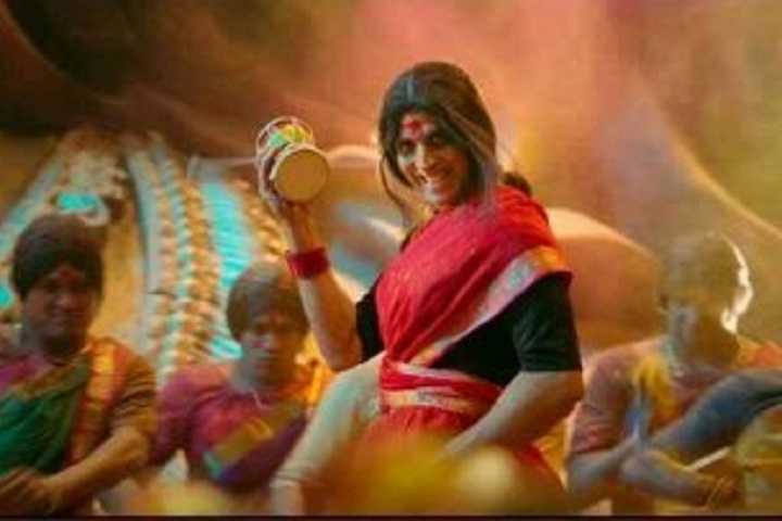 Laxmii Review: Public Reaction On Akshay Kumar And Kiara Adv...