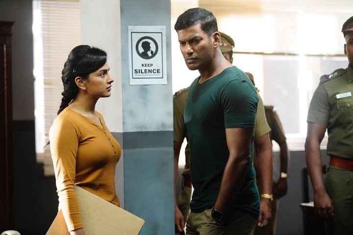 Chakra Review: Vishal's Crime Thriller Gets Positive Respons...