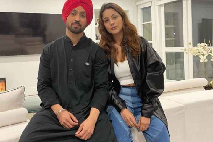 Diljit Dosanjh And Shehnaaz Gill Wrap Up Shooting Of Honsla ...
