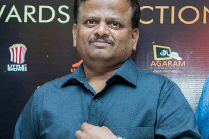 Allu Arjun, Mohanlal, And Others Pay Tribute To Noted Filmma...