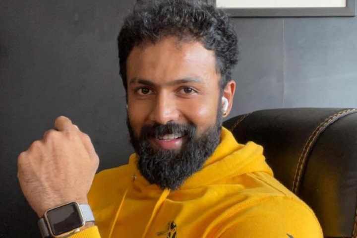 Kannada Actor Arjun Gowda Turns Ambulance Driver To Help Cov...