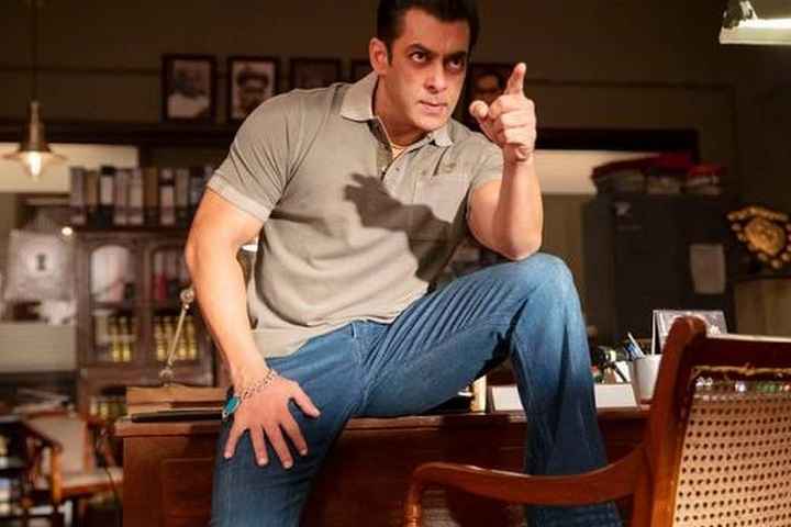Salman Khan Warns People To Avoid Using Pirated Sites To Wat...