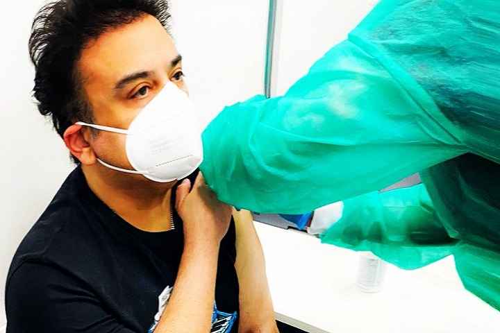 Singer Adnan Sami Has A Message For 'Pseudo Delusionals' Wai...