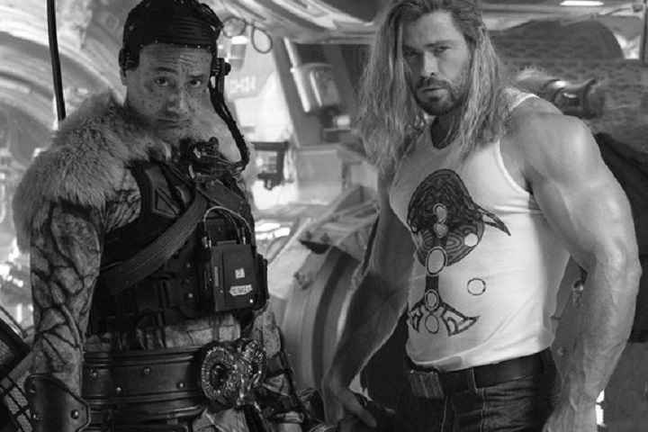 Thor Fans Shocked Over Chris Hemsworth's New Marvel Look As ...