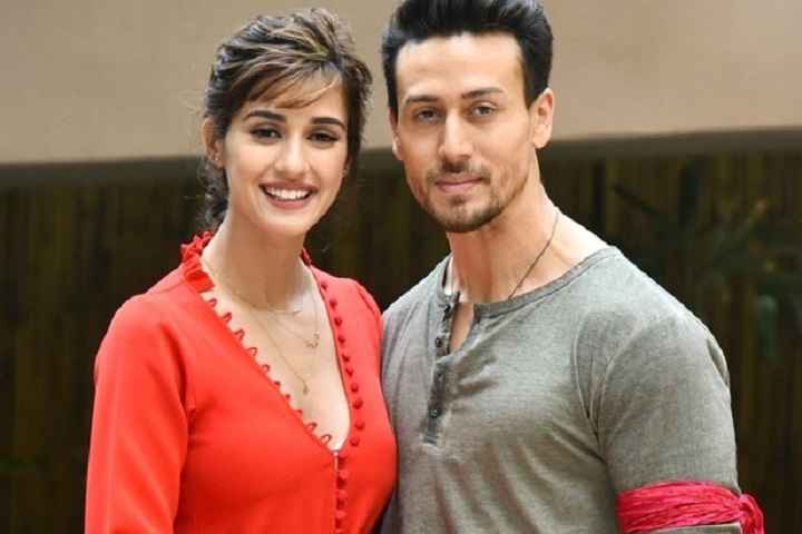 Actors Tiger Shroff, Disha Patani Booked For Violating Lockd...