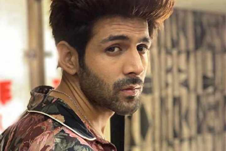 Producer Kumar Mangat Pathak Comes Out In Support Of Kartik ...